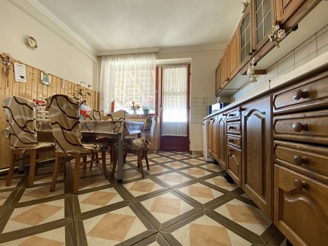 Eladó családi ház, Ruzsán 47.7 M Ft, 4 szobás