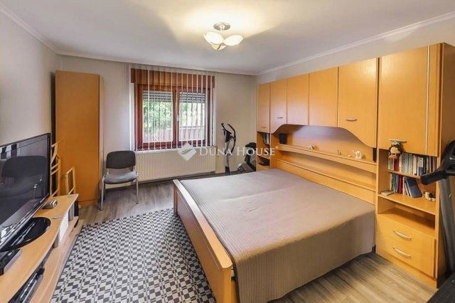 Eladó családi ház, Lajosmizsén 125 M Ft, 3 szobás