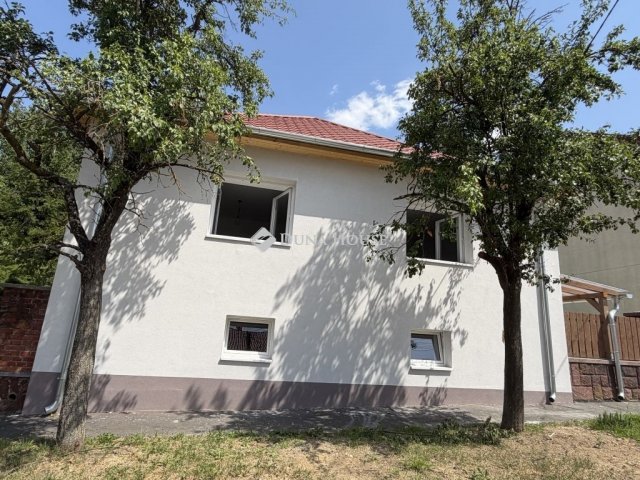 Eladó családi ház, Zalaegerszegen 104.9 M Ft, 3 szobás