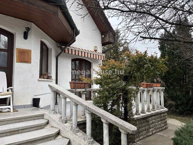 Eladó ikerház, Budapesten, III. kerületben 245 M Ft, 5+2 szobás