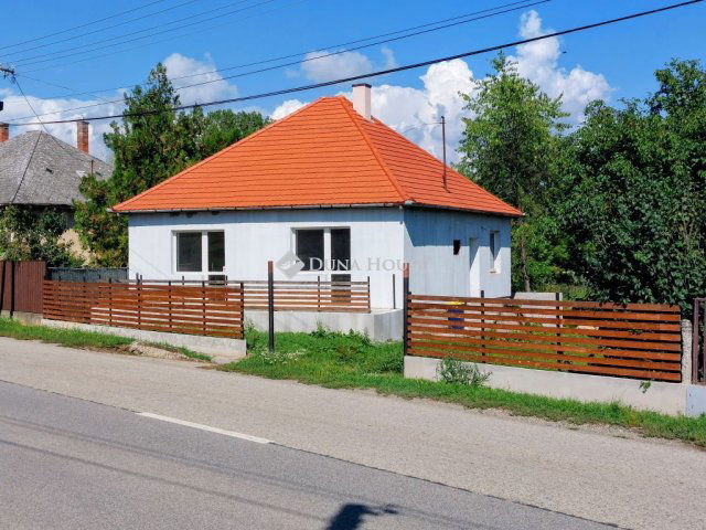 Eladó családi ház, Kállón 25 M Ft, 3 szobás