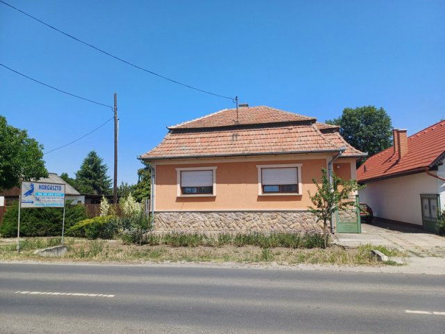 Eladó családi ház, Hévízgyörkön 54.5 M Ft, 3 szobás