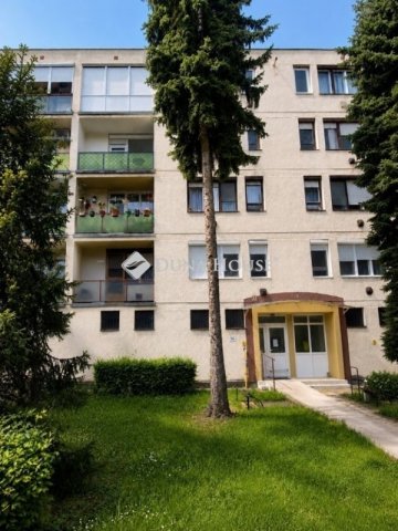 Eladó téglalakás, Békéscsabán 29.9 M Ft, 2 szobás