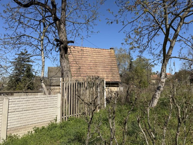 Eladó nyaraló, Szomódon 13.99 M Ft, 1 szobás