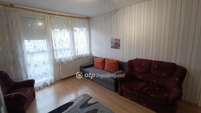 Eladó panellakás, Budapesten, VIII. kerületben 61.999 M Ft