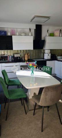 Eladó téglalakás, Balatonfüreden 119.5 M Ft, 3 szobás