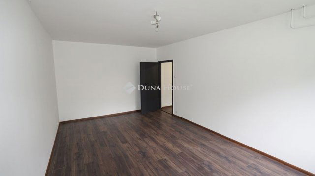 Eladó téglalakás, Zalaegerszegen, Egry József utcában 30.99 M Ft