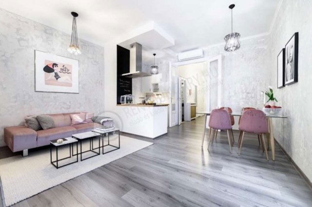 Eladó téglalakás, Budapesten, VI. kerületben, Dessewffy utcában