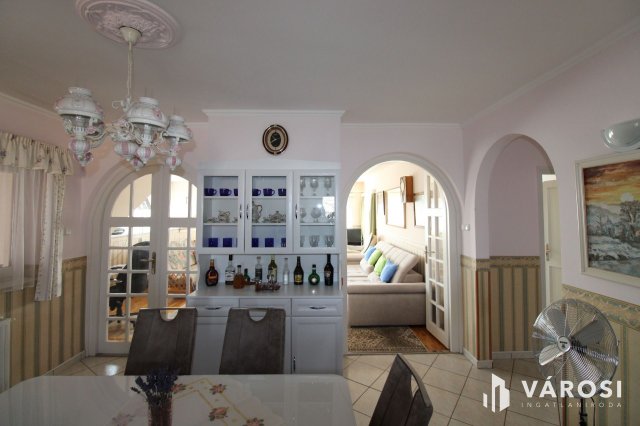 Kiadó téglalakás, albérlet, Alsóörsön 550 E Ft / hó