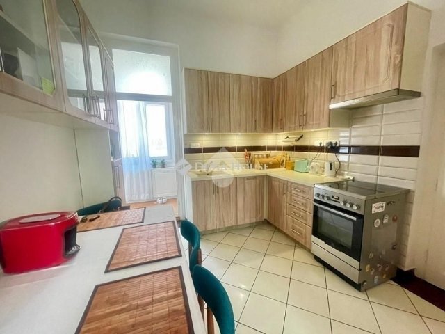 Eladó családi ház, Budapesten, X. kerületben 150 M Ft, 2 szobás