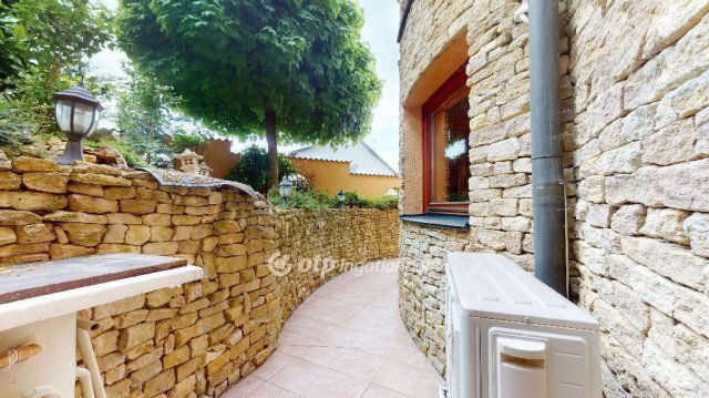 Eladó családi ház, Egerben 440 M Ft, 5 szobás