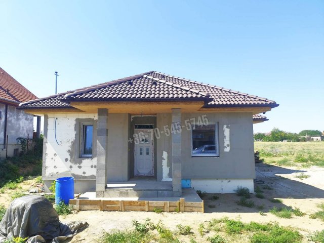Eladó családi ház, Inárcson 114 M Ft, 5 szobás