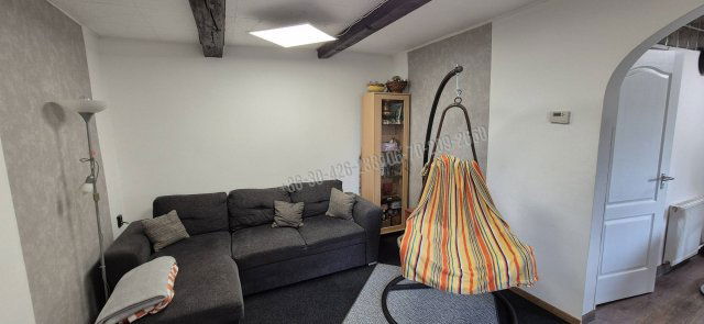 Eladó családi ház, Pomázon 58.8 M Ft, 5 szobás
