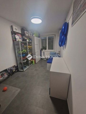 Eladó panellakás, Budapesten, XX. kerületben 67.9 M Ft, 2 szobás