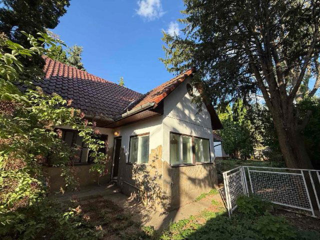 Eladó családi ház, Budapesten, II. kerületben 124.9 M Ft