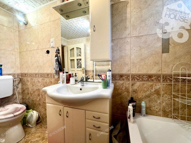 Eladó családi ház, Nagykőrösön 62.9 M Ft, 5 szobás