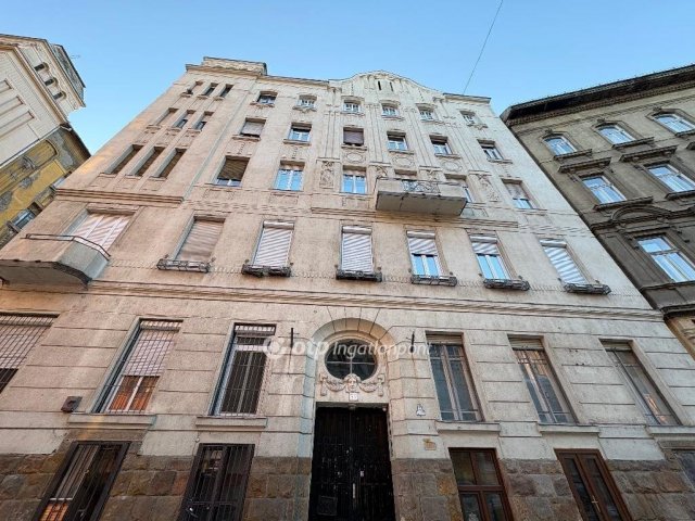 Eladó téglalakás, Budapesten, IX. kerületben 99.76 M Ft