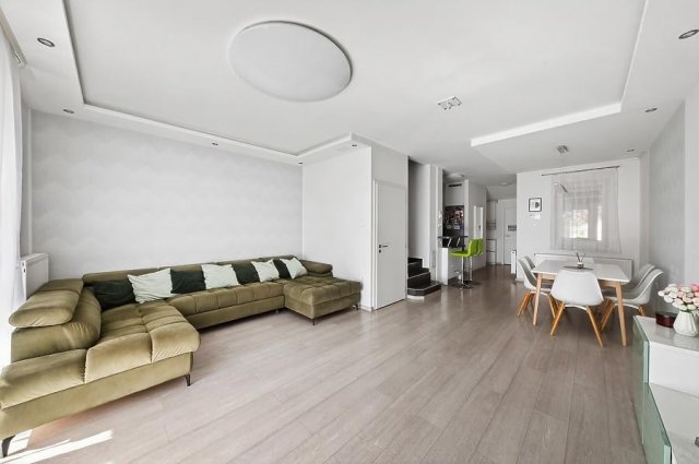 Eladó sorház, Budapesten, X. kerületben 134.9 M Ft, 4 szobás