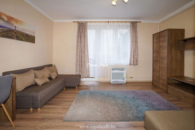 Kiadó téglalakás, albérlet, Nyíregyházán 120 E Ft / hó