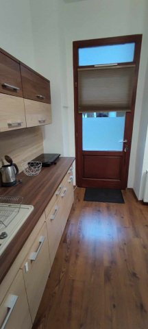 Kiadó téglalakás, albérlet, VI. kerületben, Andrássy úton