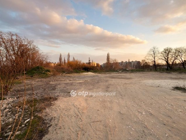 Eladó telek, Budapesten, XIV. kerületben 368 M Ft