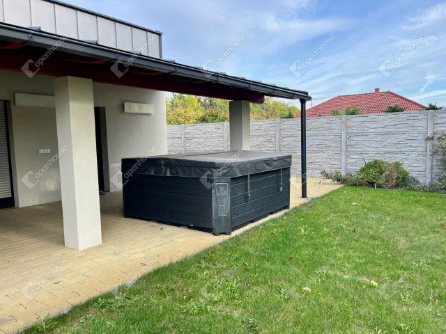 Eladó családi ház, Hövejen 119.9 M Ft, 3 szobás