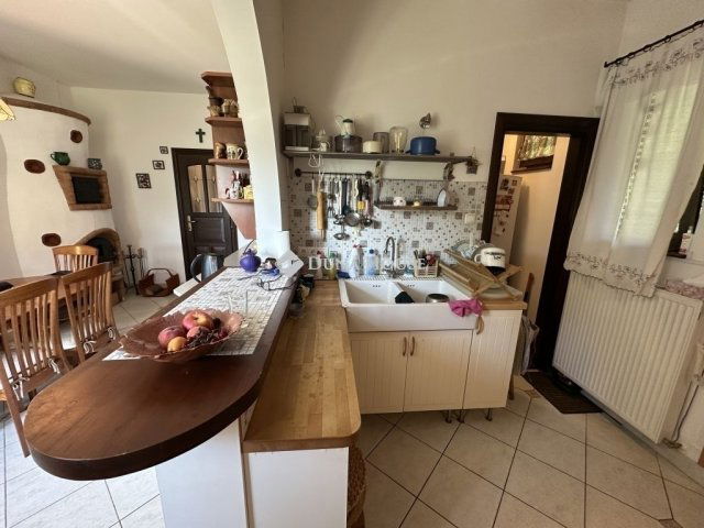 Eladó családi ház, Piliscsabán 149 M Ft, 5 szobás