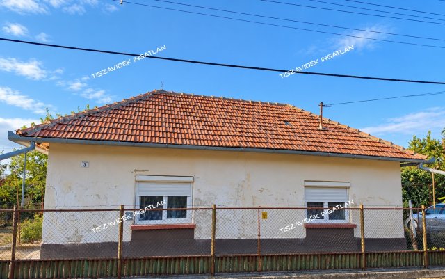 Eladó családi ház, Kőteleken, Erdélyi úton 6.9 M Ft, 2 szobás