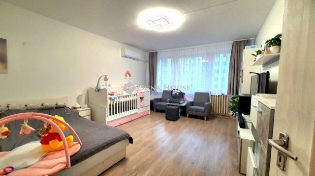 Eladó panellakás, Budapesten, X. kerületben 65 M Ft, 2 szobás