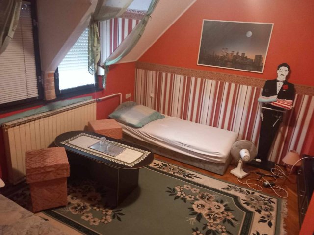 Eladó családi ház, Csorváson 49.9 M Ft, 6 szobás