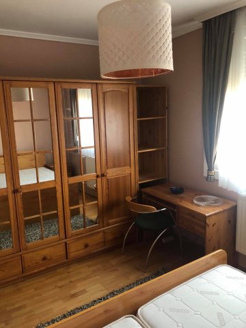 Kiadó téglalakás, albérlet, Csornán 170 E Ft / hó, 3 szobás