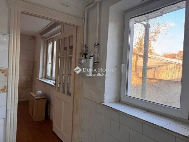Eladó téglalakás, Budapesten, II. kerületben 39 M Ft, 1 szobás
