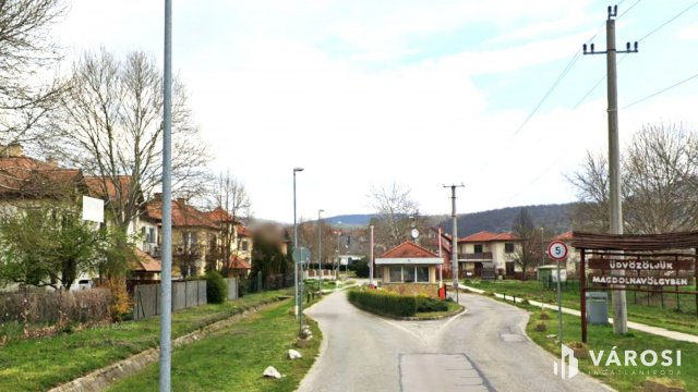 Eladó családi ház, Piliscsabán 239 M Ft, 6 szobás