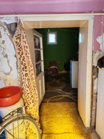 Eladó családi ház, Cegléden 20.6 M Ft, 1 szobás
