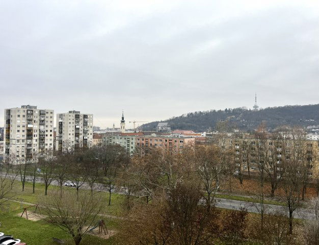 Eladó panellakás, Miskolcon 23.99 M Ft, 1+1 szobás