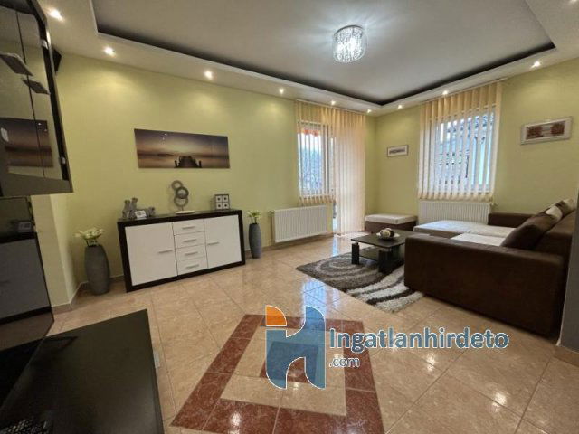 Eladó ikerház, Hajdúsámsonon 75 M Ft, 3 szobás