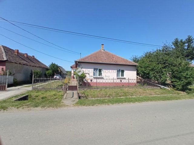Eladó családi ház, Ricsén 7.9 M Ft, 3 szobás