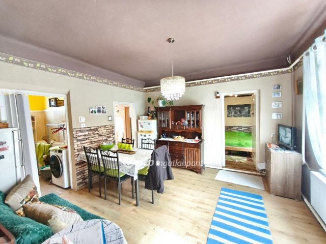 Eladó családi ház, Üllőn 79 M Ft, 3 szobás