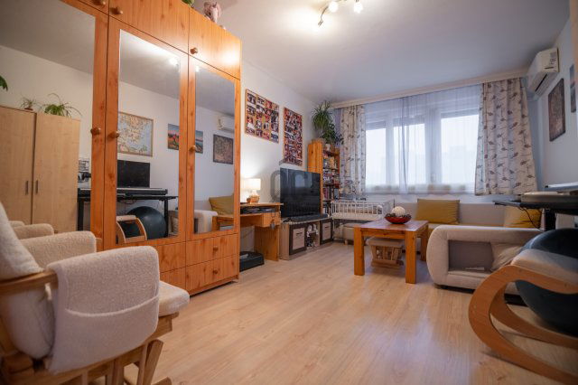 Eladó panellakás, Budapesten, III. kerületben 68.9 M Ft, 3 szobás