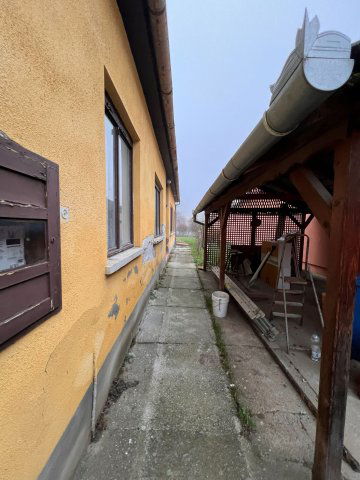 Eladó családi ház, Bólyban 24.8 M Ft, 2 szobás