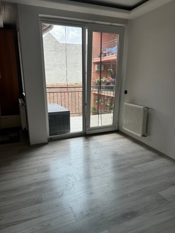 Kiadó téglalakás, albérlet, Debrecenben 300 E Ft / hó, 3 szobás