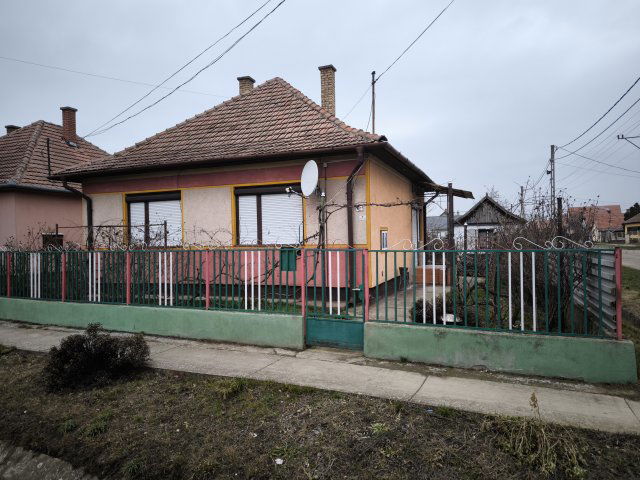 Eladó családi ház, Berettyóújfaluban, Wesselényi utcában