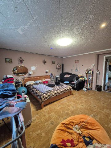 Eladó családi ház, Ászáron 32.5 M Ft, 3 szobás