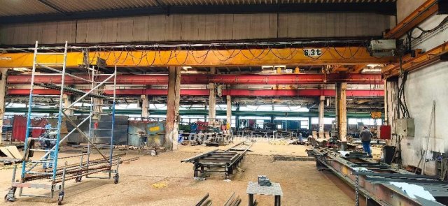 Eladó ipari ingatlan, Dunaújvárosban 1900 M Ft