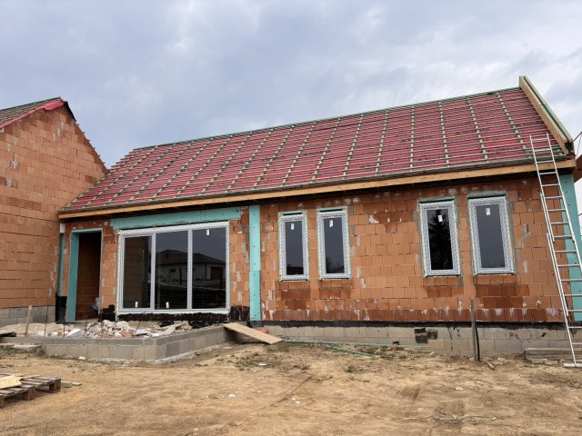 Eladó ikerház, Keszthelyen, Tomaji soron 99 M Ft, 2 szobás