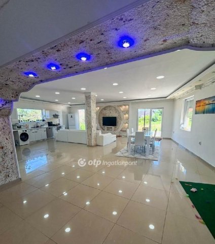 Eladó családi ház, Rohodon 22 M Ft, 2+1 szobás