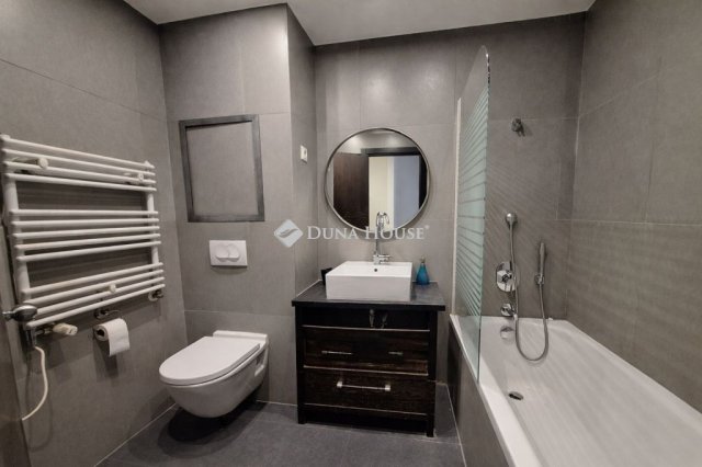 Kiadó téglalakás, albérlet, VI. kerületben, Ó utcában