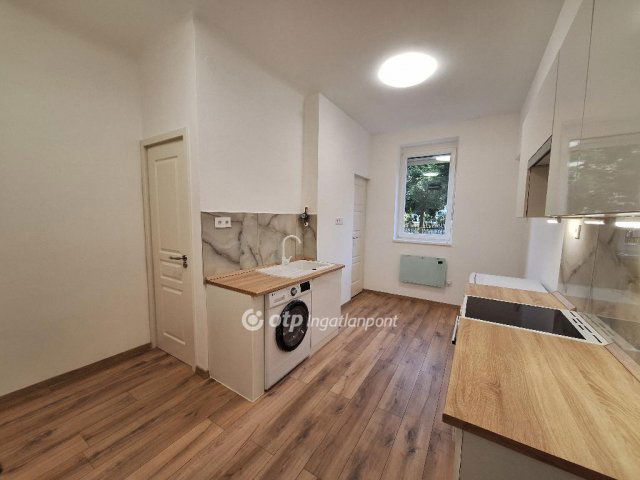Eladó téglalakás, Budapesten, X. kerületben 52 M Ft, 1 szobás