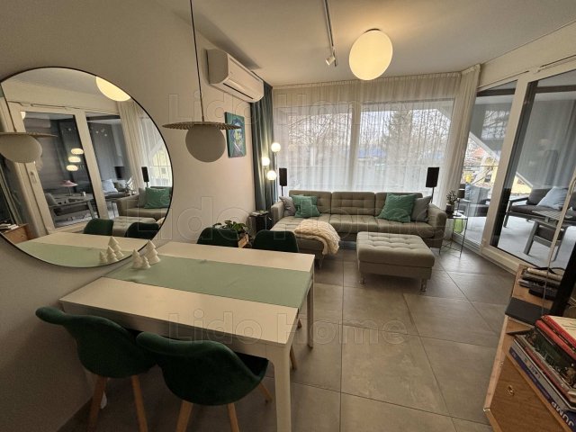 Eladó téglalakás, Balatonszemesen 99 M Ft, 2+1 szobás