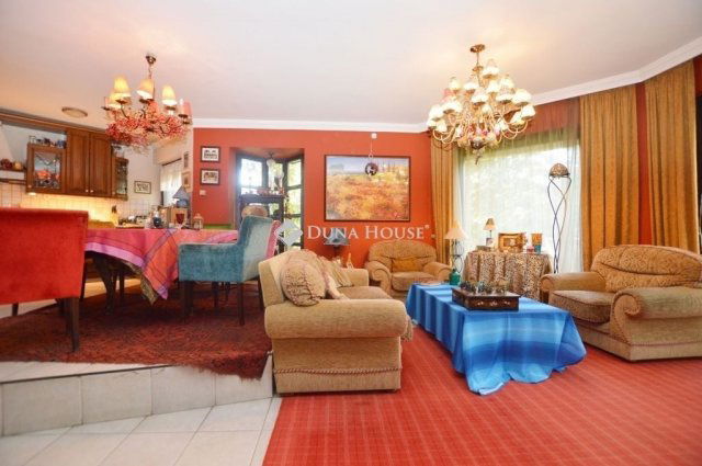 Eladó ikerház, Budapesten, II. kerületben 230 M Ft, 5 szobás